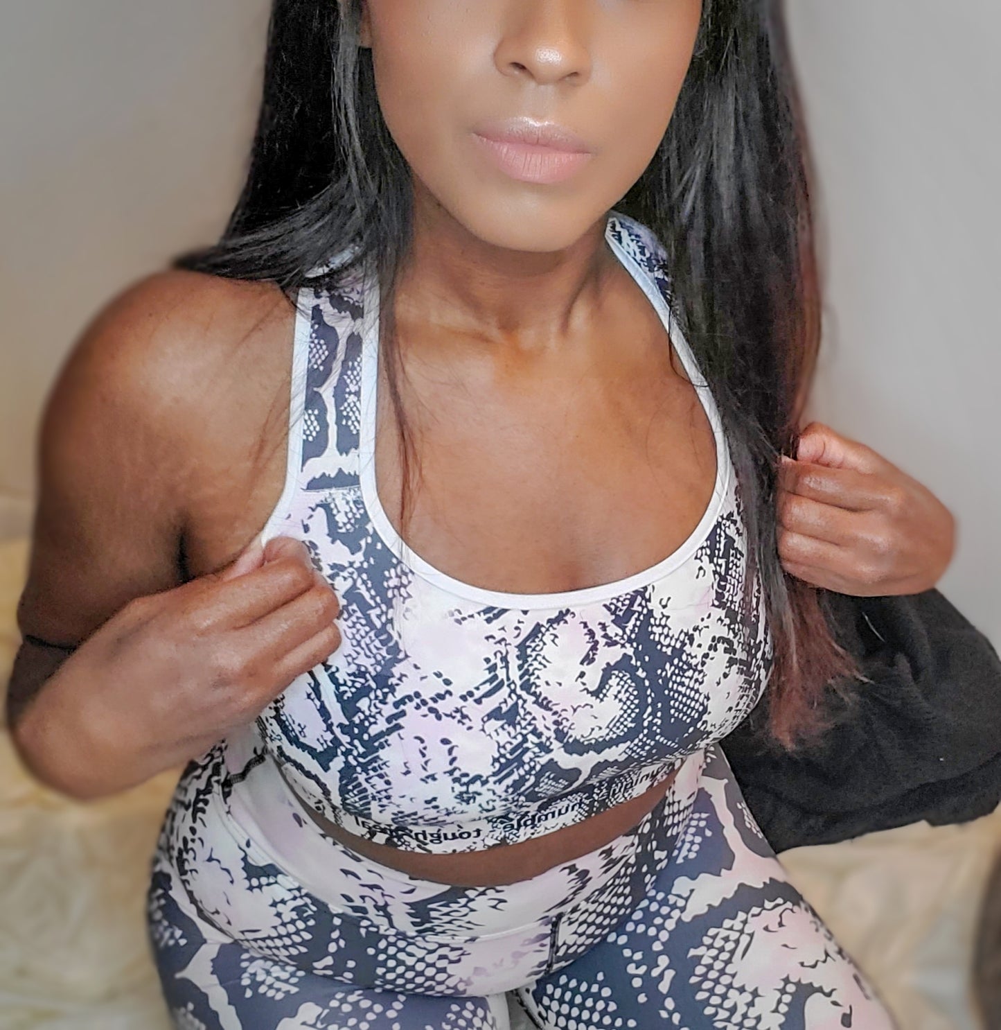 Buh-tr Snake-print Sports bra